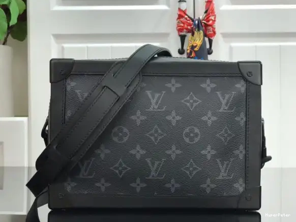 VUITTON LOUIS TRUNK SOFT 0625